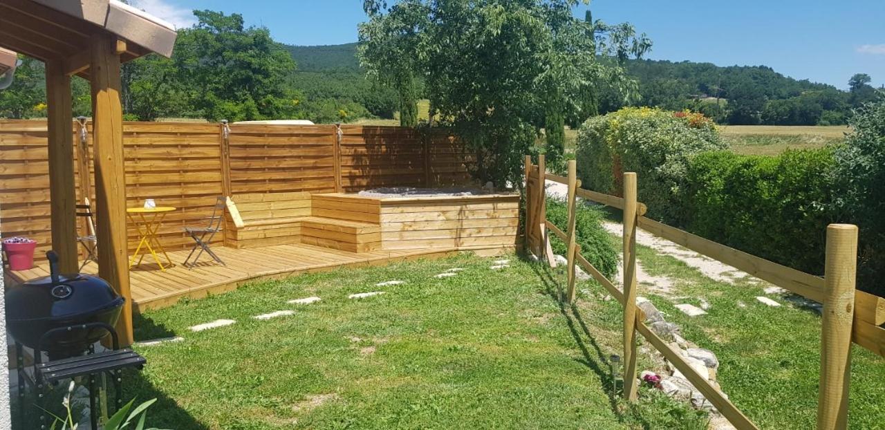 Cottage Combet Gîte Climatisé avec Jacuzzi Marsanne Extérieur photo